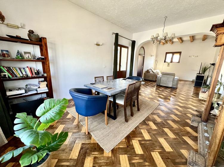 Oportunitate Unică 2 apartamente - 4