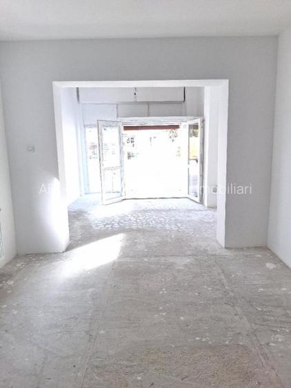 13 Septembrie-spatiul comercial stradal,renovat total,centrala termica - 12