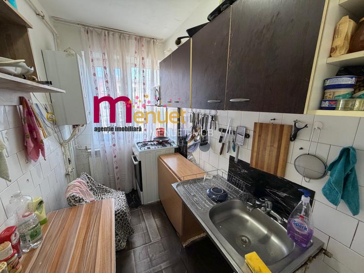 Apartament 3 camere,zona Big,cu gaz - 8