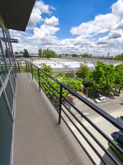 Pod Baneasa - spatiu renovat in cladire de birouri - 2