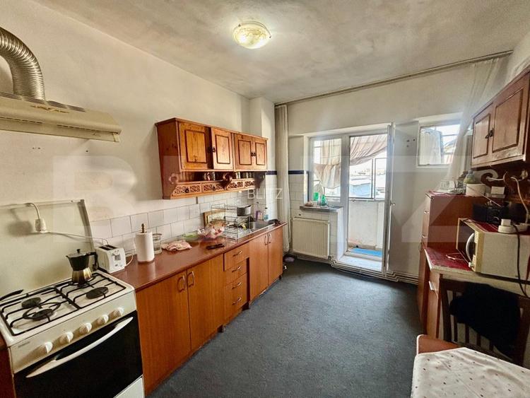 Apartament decomandat, 3 camere, 79mp, zona Piata Mare - 6