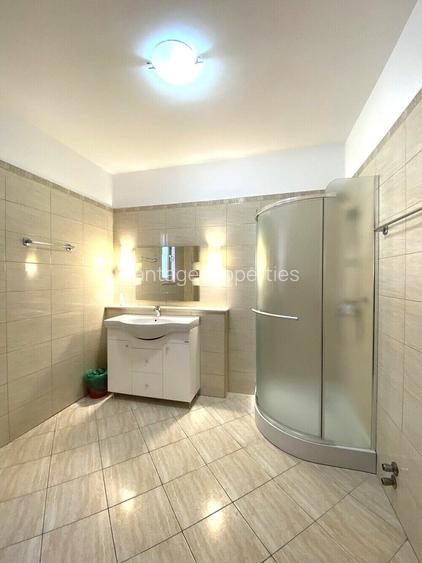 Vila cu piscina | gradina 600 mp | zona Iancu Nicolae | - 9