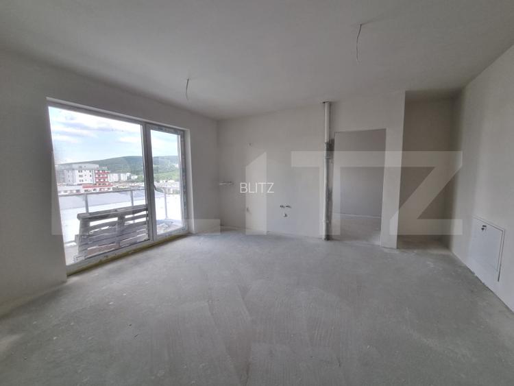 Apartament 3 camere, 58 mp, zona BMW - 2