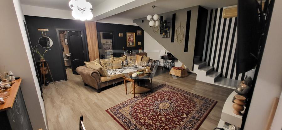 2 case si curte individuala la 400 de metri de statia de metrou Dristor 2  - 3