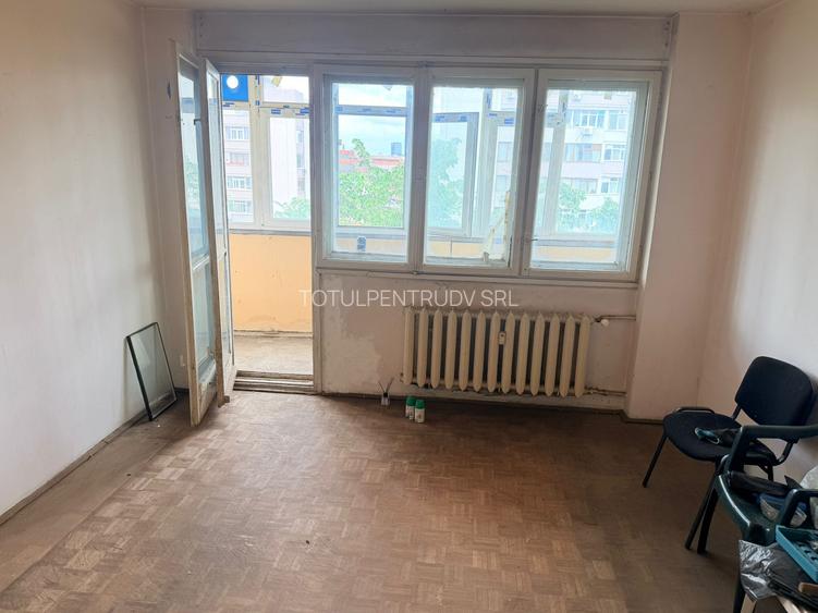 Apartament 3 camere 5/8 la 2 minute de Crangasi - 3