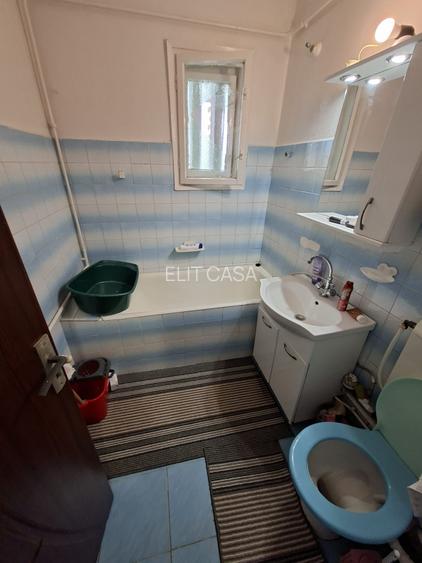 Apartament cu 2 camere, zona Tatarasi - 8