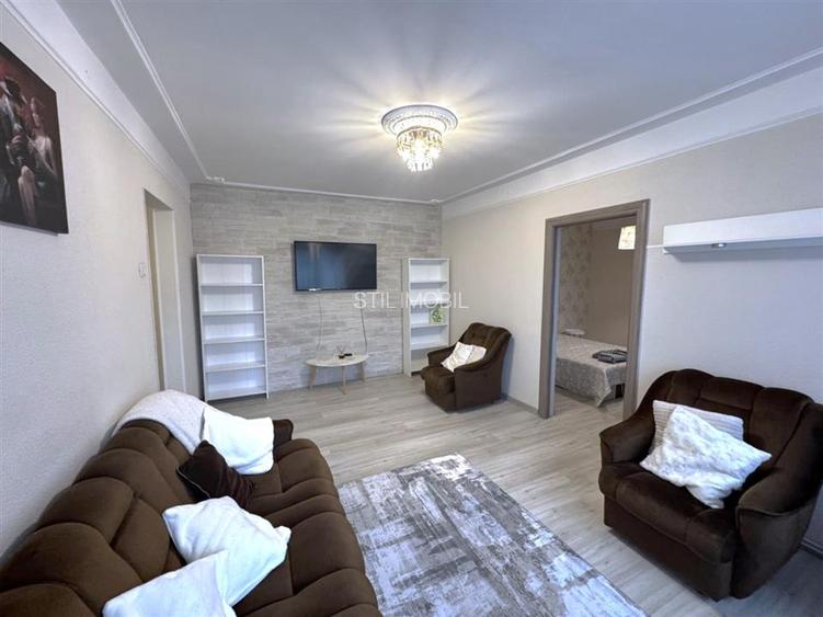 Apartament 2 camere de închiriat - Podu Roș, Bulevardul \u021auțo - 2