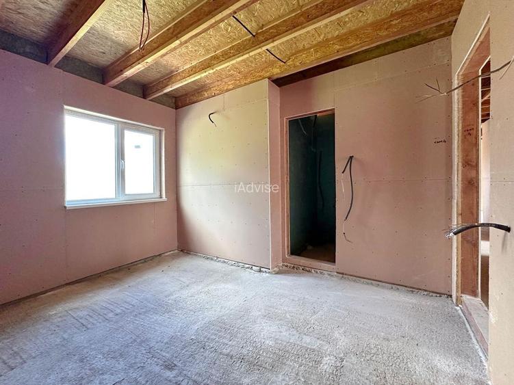 Vila cu priveliste deosebita de vanzare in Predeal - 15