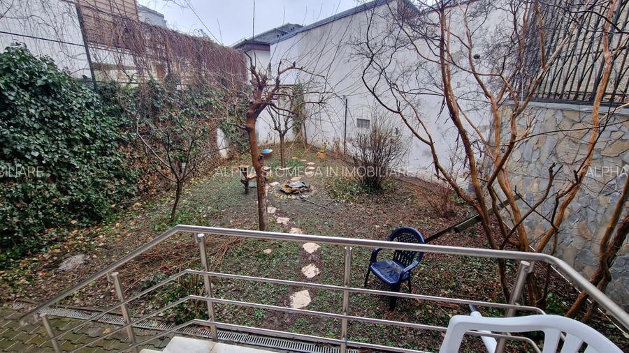 Vila singur curte - 21