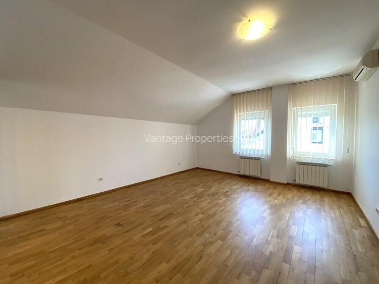 Vila cu piscina | gradina 600 mp | zona Iancu Nicolae | - 13