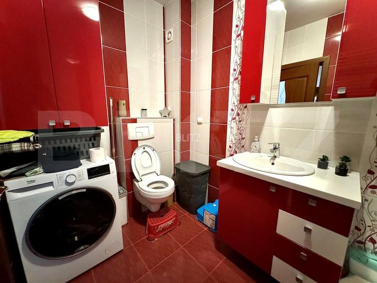 Apartament cu 3 camere ,semidecomandat, 51 mp, zona Stejarului - 9