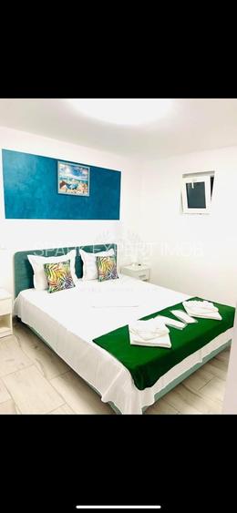 //2 CAMERE// MANGALIA// SATURN// - 4