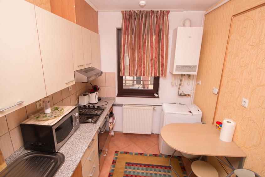 Apartament 2 camere in bloc cu lift etaj 1