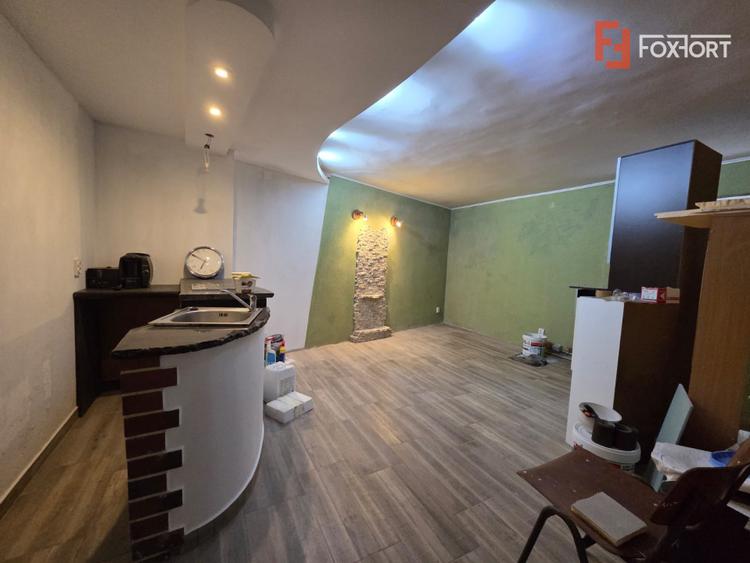 194 mp apartament de lux + 195 mp curte individuala, zona Centrala, Arad