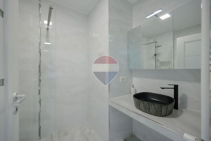 De vânzare apartament cu 2 camere, în West Residence, parcare inclusă