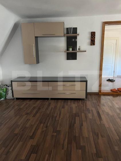 Imobil cu spatiu comercial si 4 apartamente, pe 417 mp teren, Gheorghieni