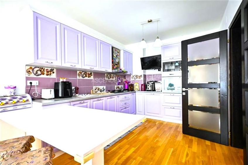 Pe 1.000 mp teren, vila eleganta, caracteristici notabile, Sacele, Central - 22