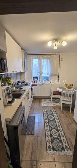 Vanzare apartament decomandat 3 camere 1 Decembrie / Titan / Ozana - 10