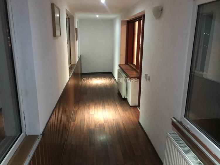 Apartament 4 camere cu priveliste deosebita zona Colinei - 2