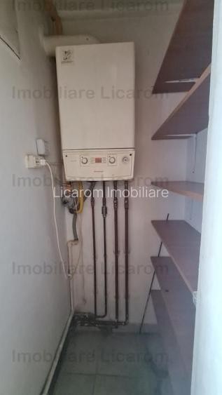 Apartament 2 camere,parter,semidecomandat,zona Coca Cola - 3
