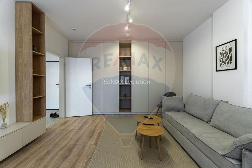 Apartament cu 2 camere  în zona Tractorul - 5