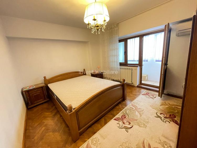 Apartament 3 camere decomandat-80 mp-Podu Ros-bloc 1994 - 3