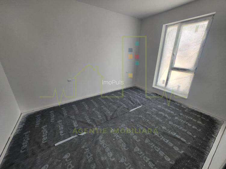 Girocului - Esso. Nou. Terasa 9.5 mp. Etaj 1 sau 2. - 4