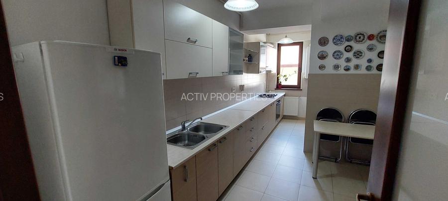 Decomandat,121mp utili+terasa,et 1/5,2 loc parcare subteran si suprateran,mobila - 6