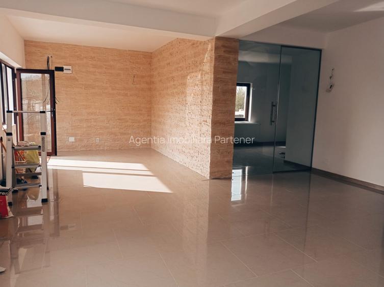 Casă / vilă Ștefănești / comuna Călinești , finisaje moderne ! - 3