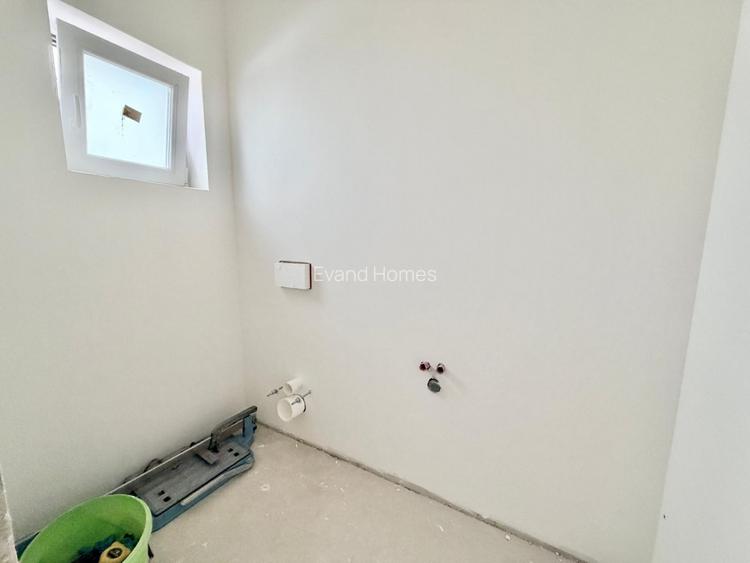 Duplex Mosnita 4 camere -3 bai- 110 mp-toate utilitatile + Asfalt - 20