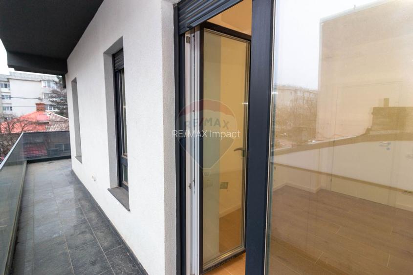 Apartament nou de 3 camere Nemobilat de inchiriat in zona Aviatiei - 18