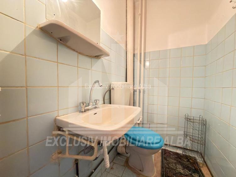 Apartament cu 3 camere | 2 bai | 64 mp | Cetate - Mercur - 8