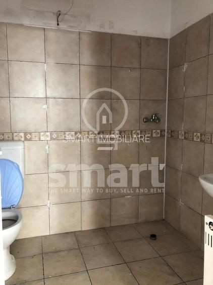 Casa cu spatiu comercial si locuinta 100 mp, strada Motilor - 8