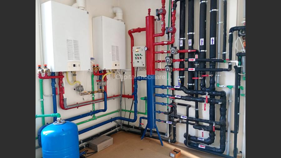 CLADIRE CU ARHITECTURA EMBLEMATICA - FOST SEDIU INTEL - 9