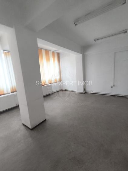 CLADIRE BIROURI\\ULTRACENTRAL - 10