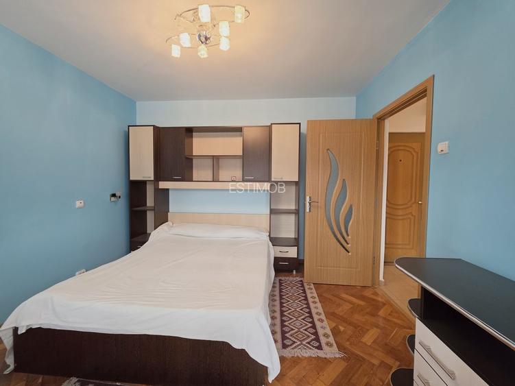 Cartierul Astra zona planete 3 camere cu 2 balcoane etaj 3/4 mobilat și utilat - 9