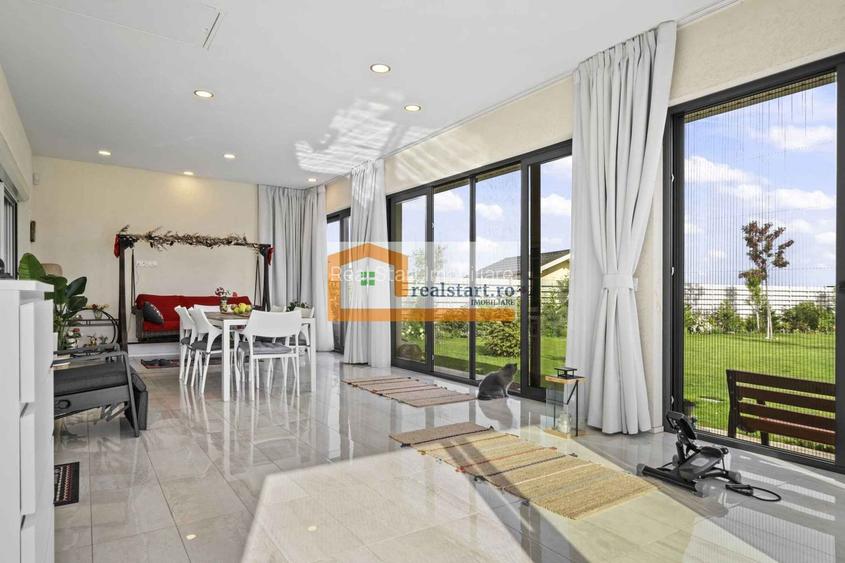 Langa Padure, Vila P+Pod , 1500mp teren,  terasa 40mp,  complex securizat - 35