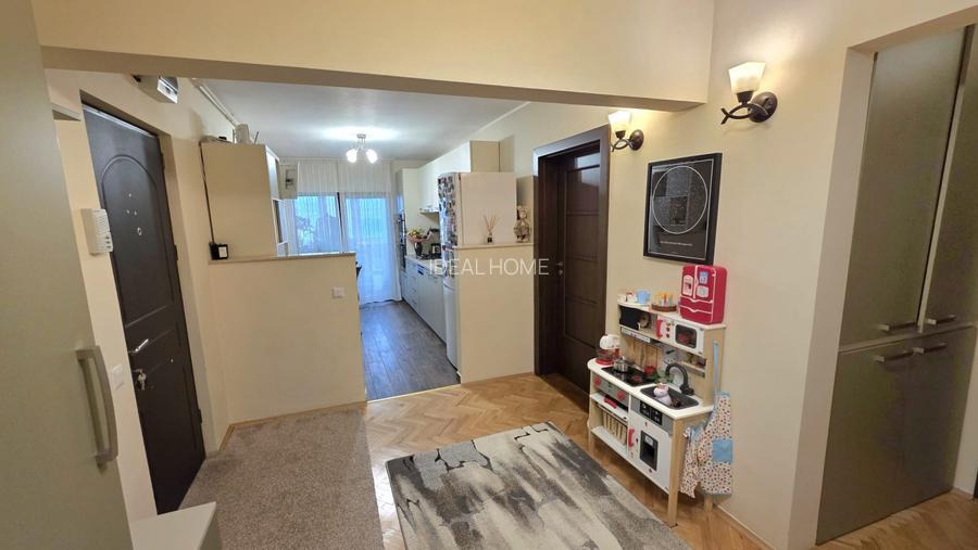 Apartament 3 camere decomandat, zona Podului Calvaria - 9