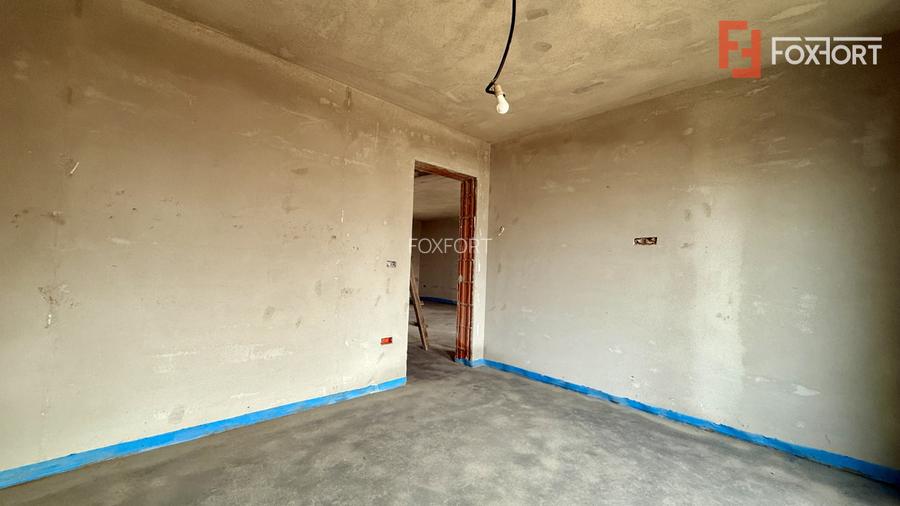 Duplex de vanzare, 4 camere in spate la Castel - Mosnita Noua - 6