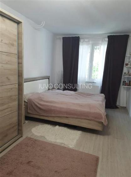 Vanzare Apartament 4 Camere Semidecomandat Oltenitei-Mariuca - 4