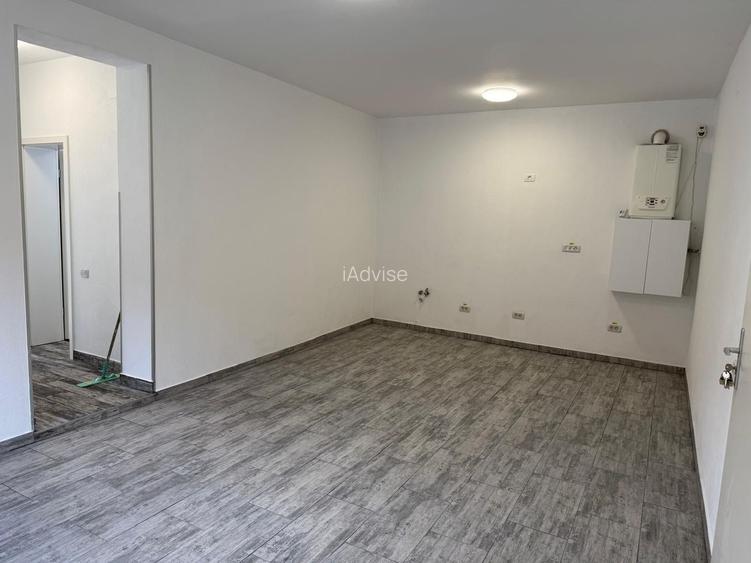 Spatiu Comercial de Inchiriat - 2