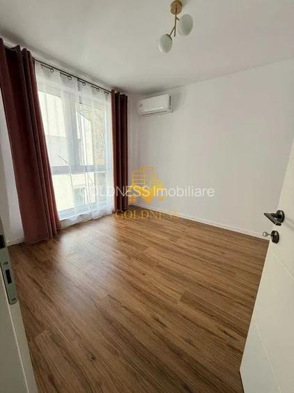 Duplex lux, de închiriat, 5 camere, parcare, curte, terasă,220mp teren - 2