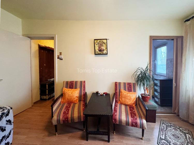 Apartament de vanzare in Tomis Nord cu 2 camere semidecomandat etaj 2 - 3