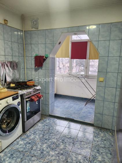 Militari Uverturii -Aragonitului bloc 1985 et.1 decomandat 2 bai Liber - 9