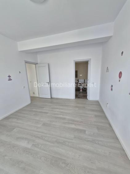 Vila P+1E+M, 6 camere, teren 300 mp! - 8