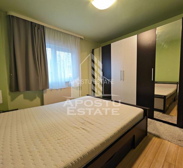 Apartament cu 3 camere si 2 bai, complet renovat, zona Aradului - 16
