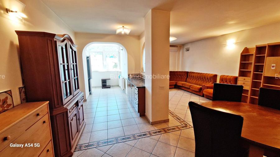 Centrul Civic, apartament cu 4 camere, 78mp+5mp balcon, 175000 euro - 4