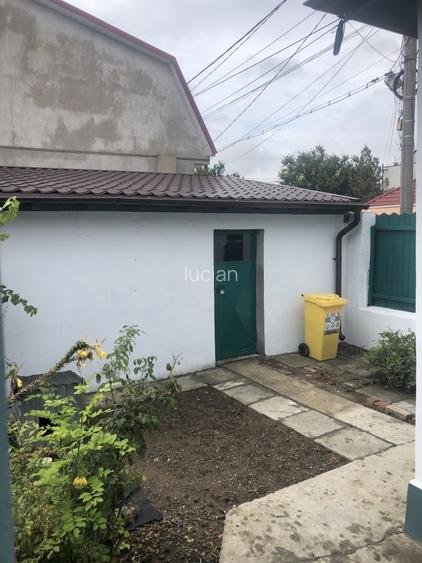 Casa 4 camere , teren 420 m ( deschidere 15 m ) • Medeea - 3