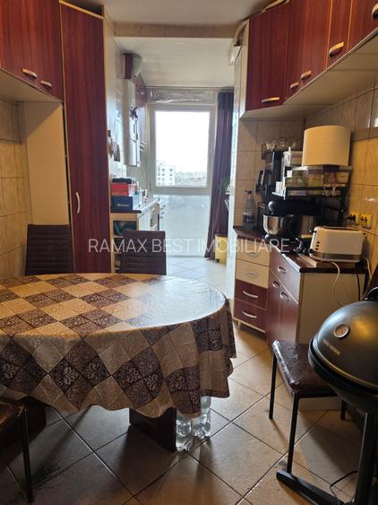 Titan, 10 minute metrou, la parcul Brancusi, pe Constantin Brancusi - 3