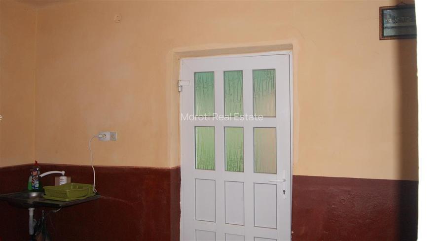 10 hectare teren plus casa la munte in Buces, Hunedoara - 8